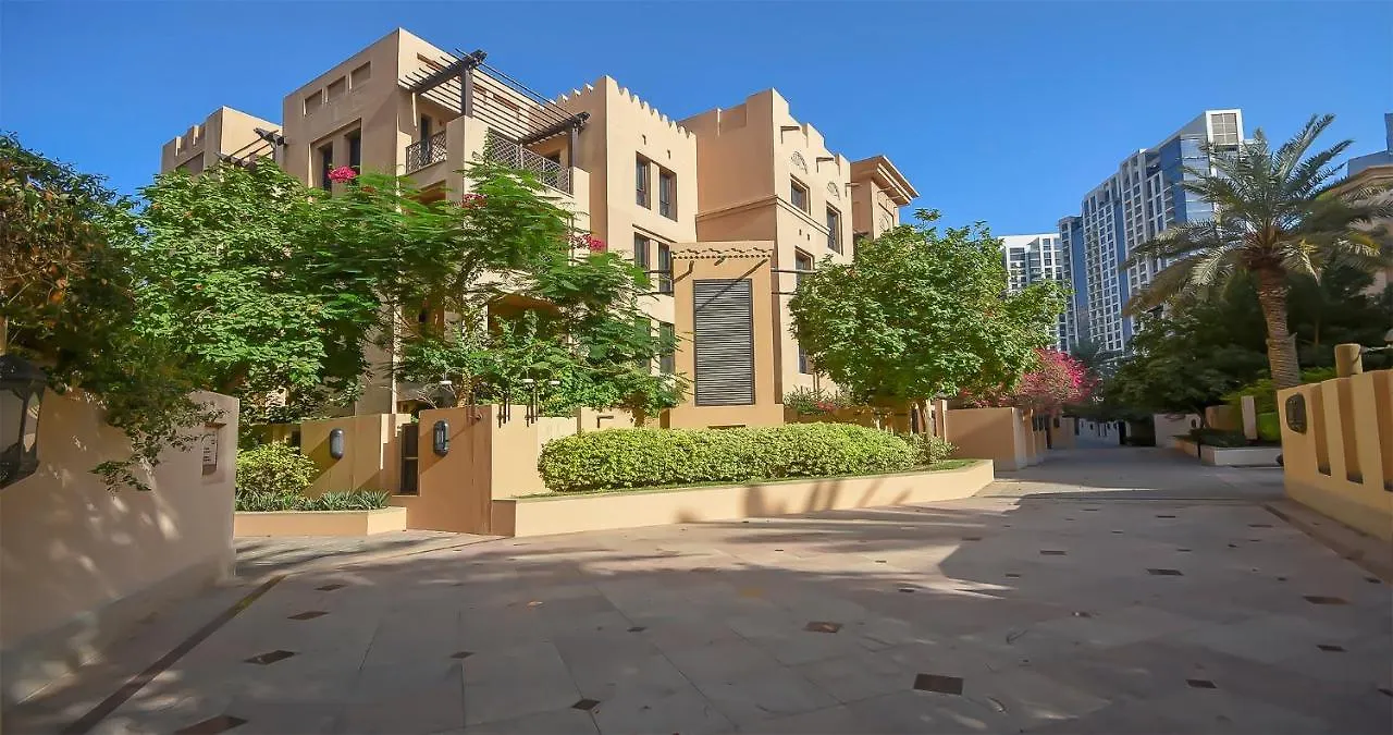 Apartment Brachium By Star Stays, Peaceful Downtown Short Walk To Dubai Mall & Burj Khalifa